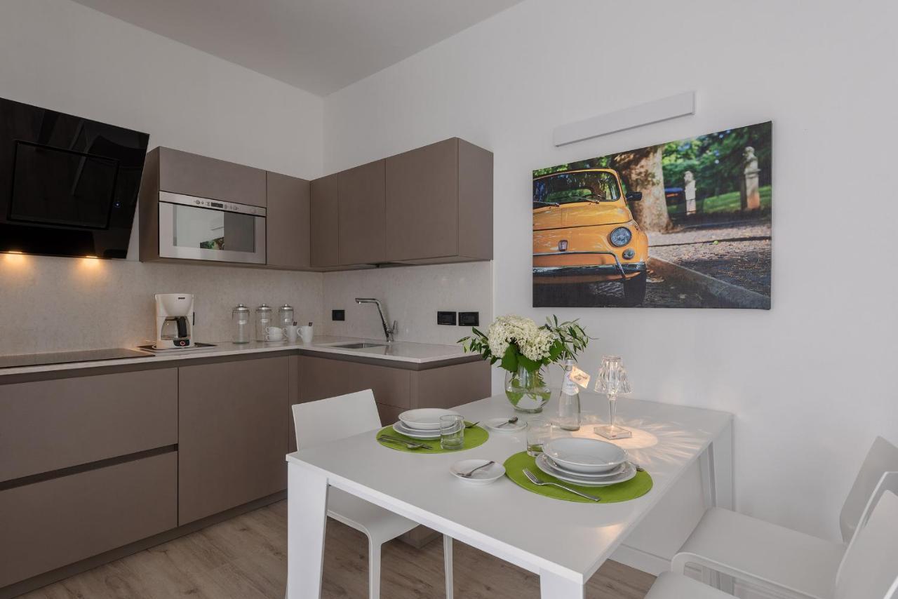 Residence Toblini Torbole Sul Garda Eksteriør bilde