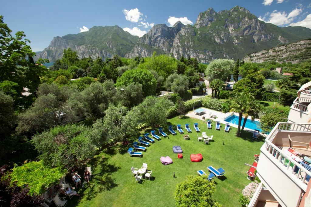 Residence Toblini Torbole Sul Garda Eksteriør bilde
