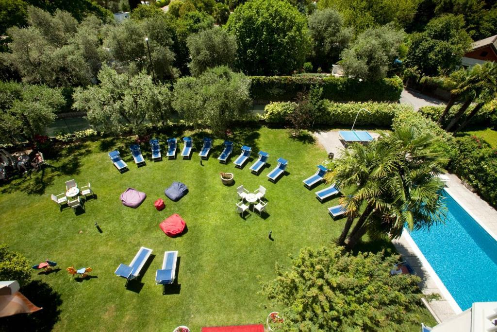 Residence Toblini Torbole Sul Garda Eksteriør bilde