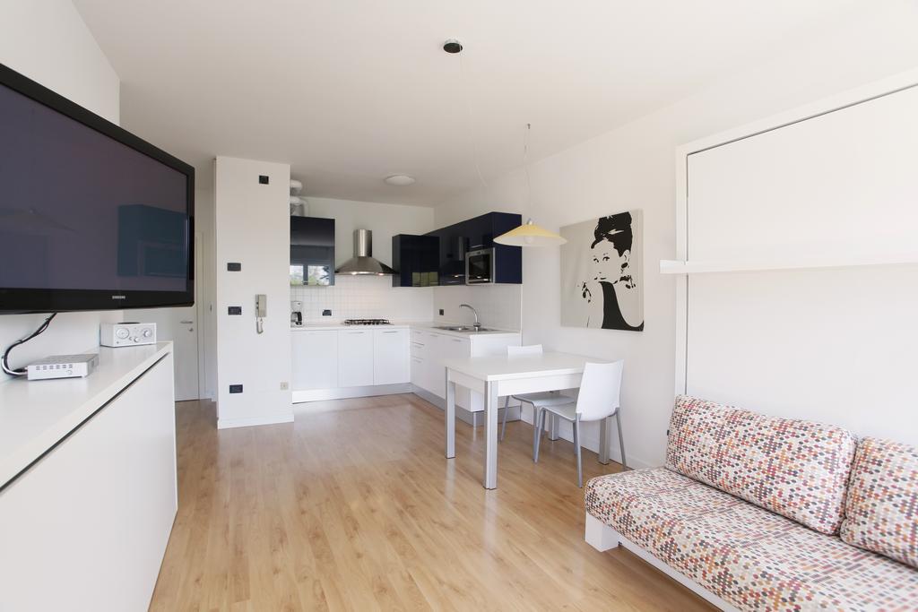 Residence Toblini Torbole Sul Garda Eksteriør bilde